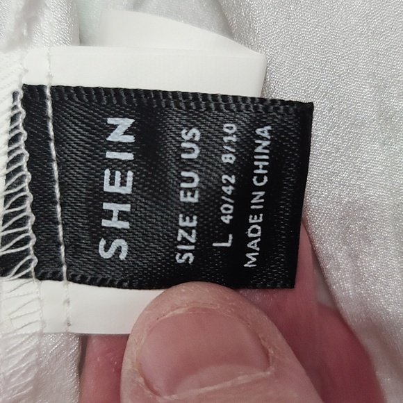 Shein Womens Dress White W/Red Embroidered Floral Sheer Overlay Sleeves Sz L EUC - Picture 7 of 11